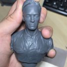 BUST Resin Figure Model Kit Alien Man Unpainted Unassambled