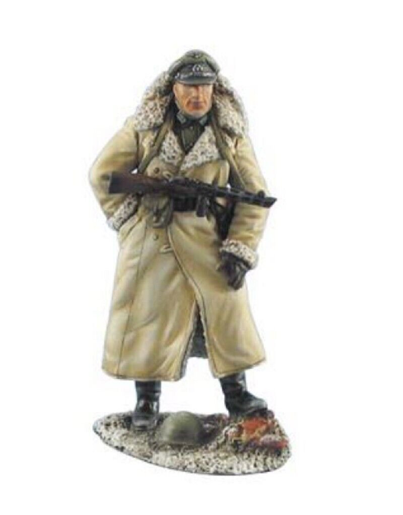 1/35 Resin Figure Model Kit German Soldier Officer WWII Unpainted Unassembled