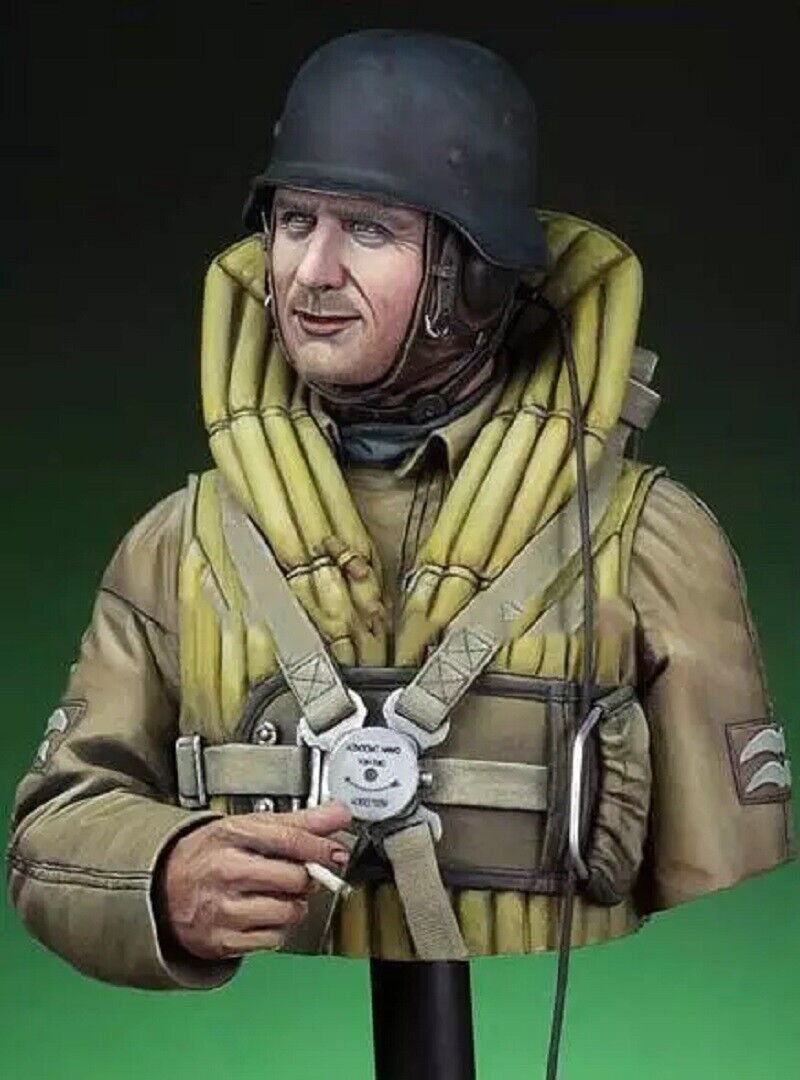 1/10 BUST Resin Figure Model Kit German Soldier Hindenburg WWII Unpainted