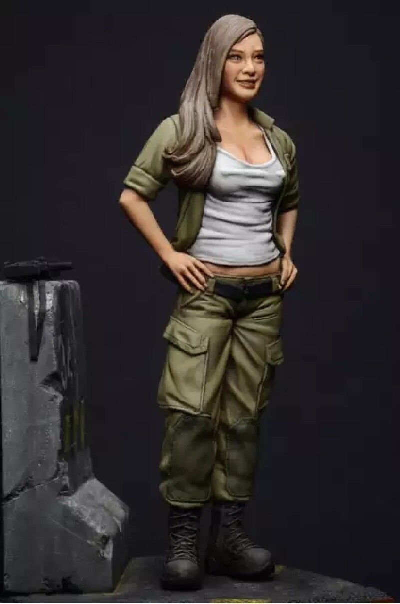 1/22 80mm Resin Figure Model Kit Pretty Sexy Girl Soldier WWII WW2 Unpainted