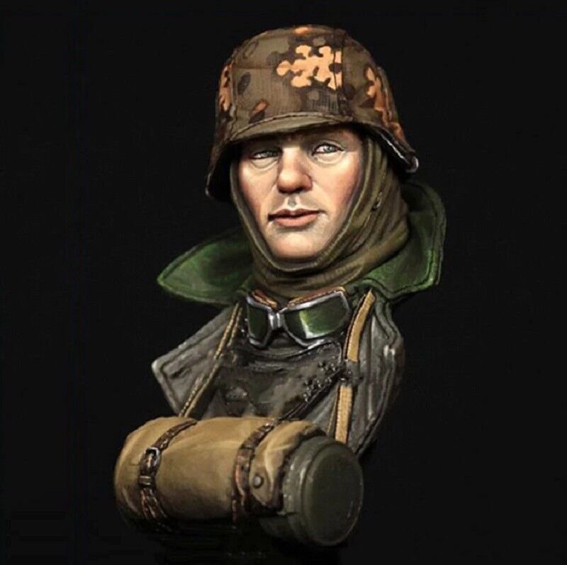1/10 BUST Resin Figure Model Kit German Soldier WWII Unpainted Unassambled