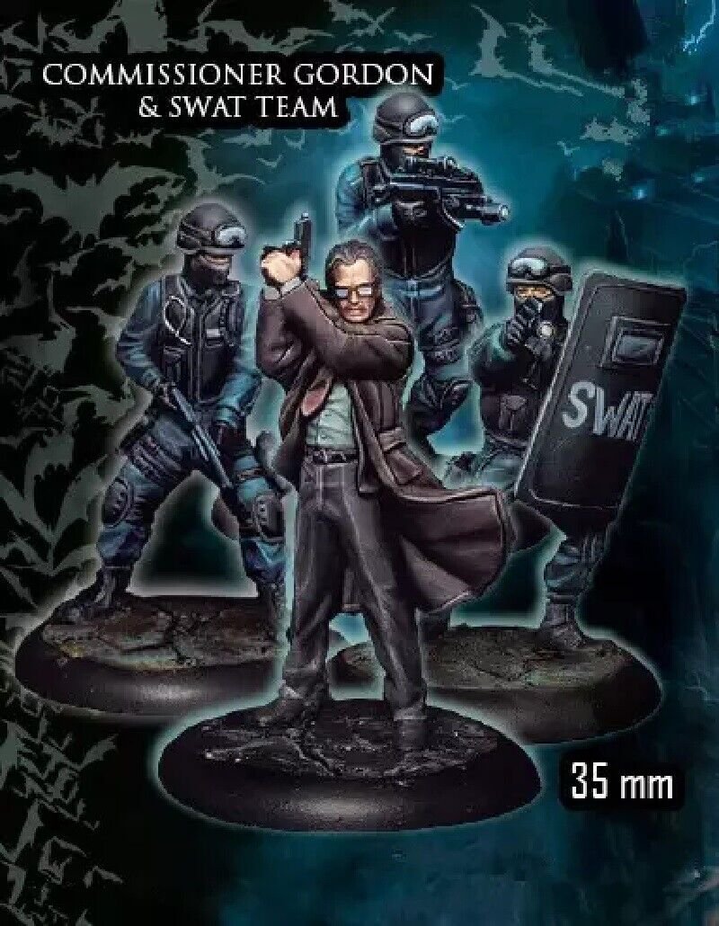 35mm Resin Figure Model Kit Commissioner and Police Gotem Unpainted Unassambled