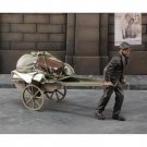 1/35 Resin Figure Model Kit Local Resident flees from the War WWII Unpainted