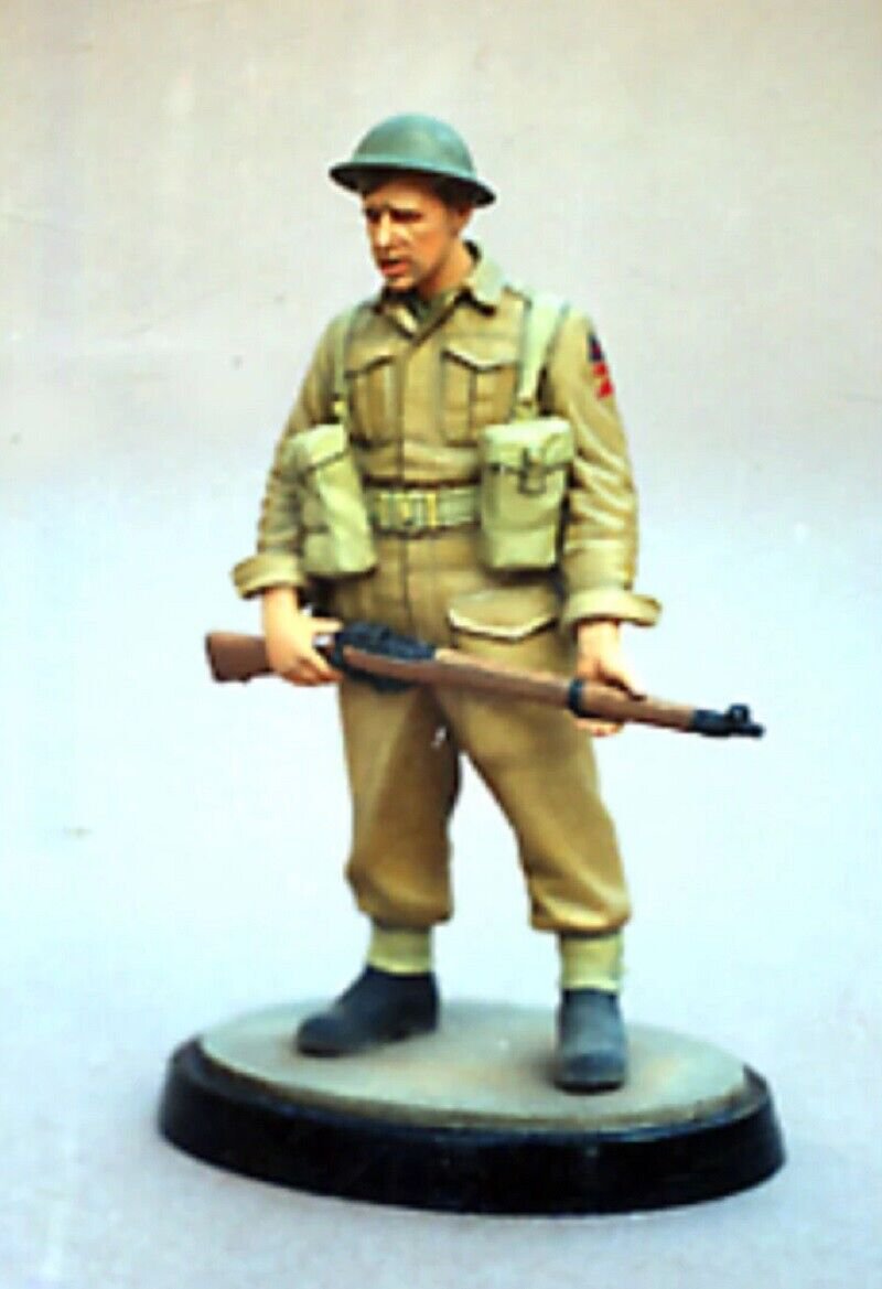 1/35 Resin Figure Model Kit British Soldier Infantryman WWII Unpainted