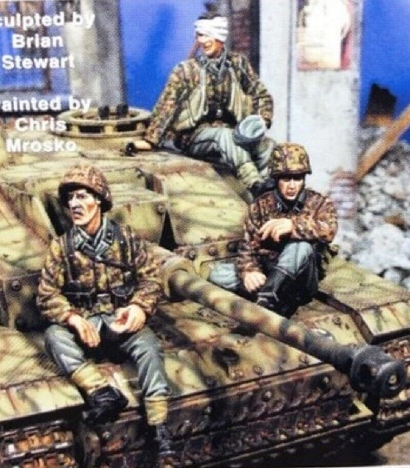 1/35 Resin Figure Model Kit German Soldiers Tank Crew WWII (no tank) Unpainted