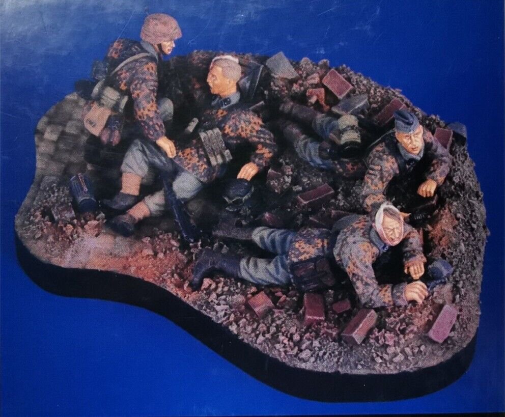 1/35 Resin Figure Model Kit German Soldiers with Base WWII Unassambled Unpainted
