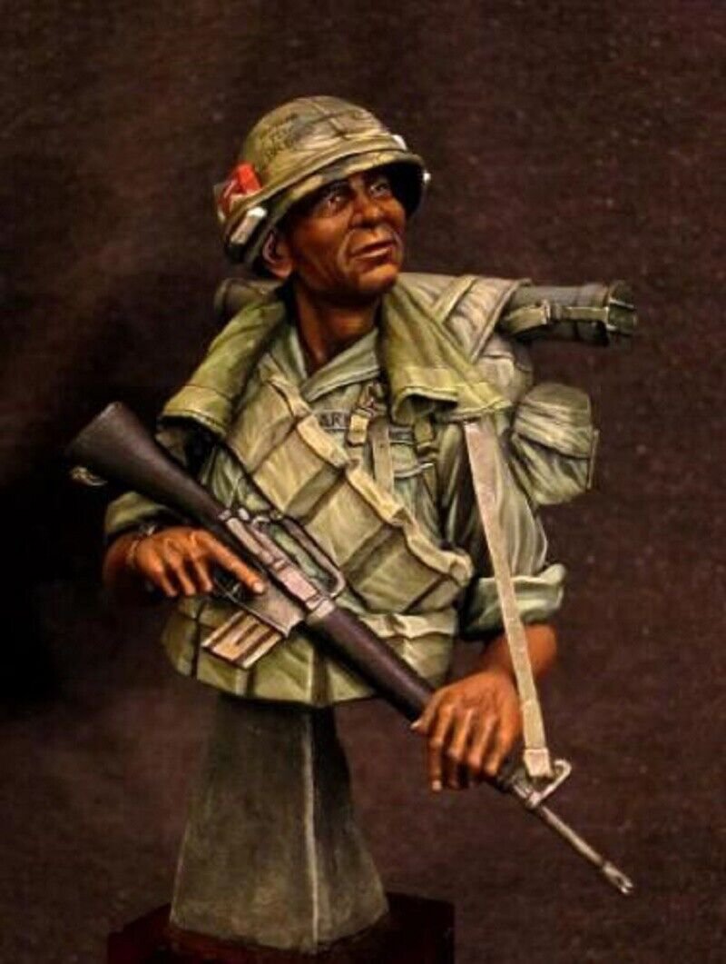1/9 BUST Resin Figure Model Kit US Soldier Vietnam War Unpainted Unassambled