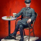 1/18 Resin Figure Model Kit German Officer WWII Unpainted Unassambled