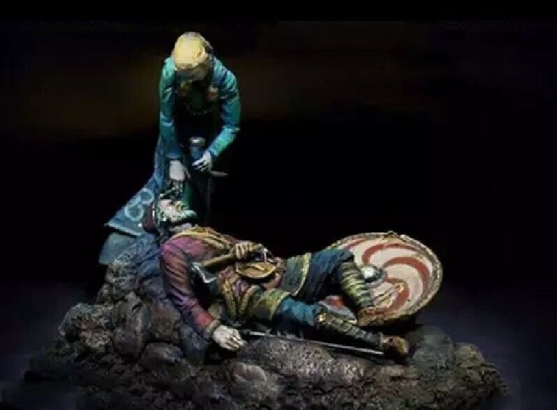1/32 54mm Resin Figure Model Kit Wounded Husband After Fight Miniature Unpainted