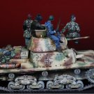 1/35 Resin Figure Model Kit The Soldiers (no Tank) WWII Unassambled Unpainted