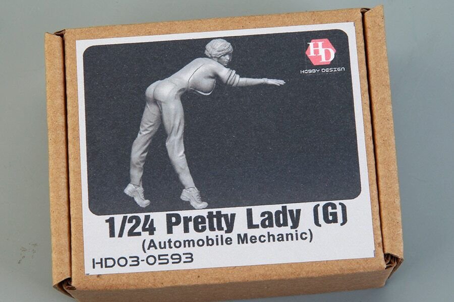 1/24 Resin Figure Model Kit Sexy Girl Female Speed Racing (no car) Unpainted