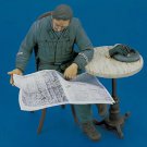 1/16 Resin Figure Model Kit Italian Soldier Officer (no map) WWII Unpainted