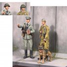 1/35 Resin Figure Model Kit German Soldiers and Dog WWII Unpainted Unassambled