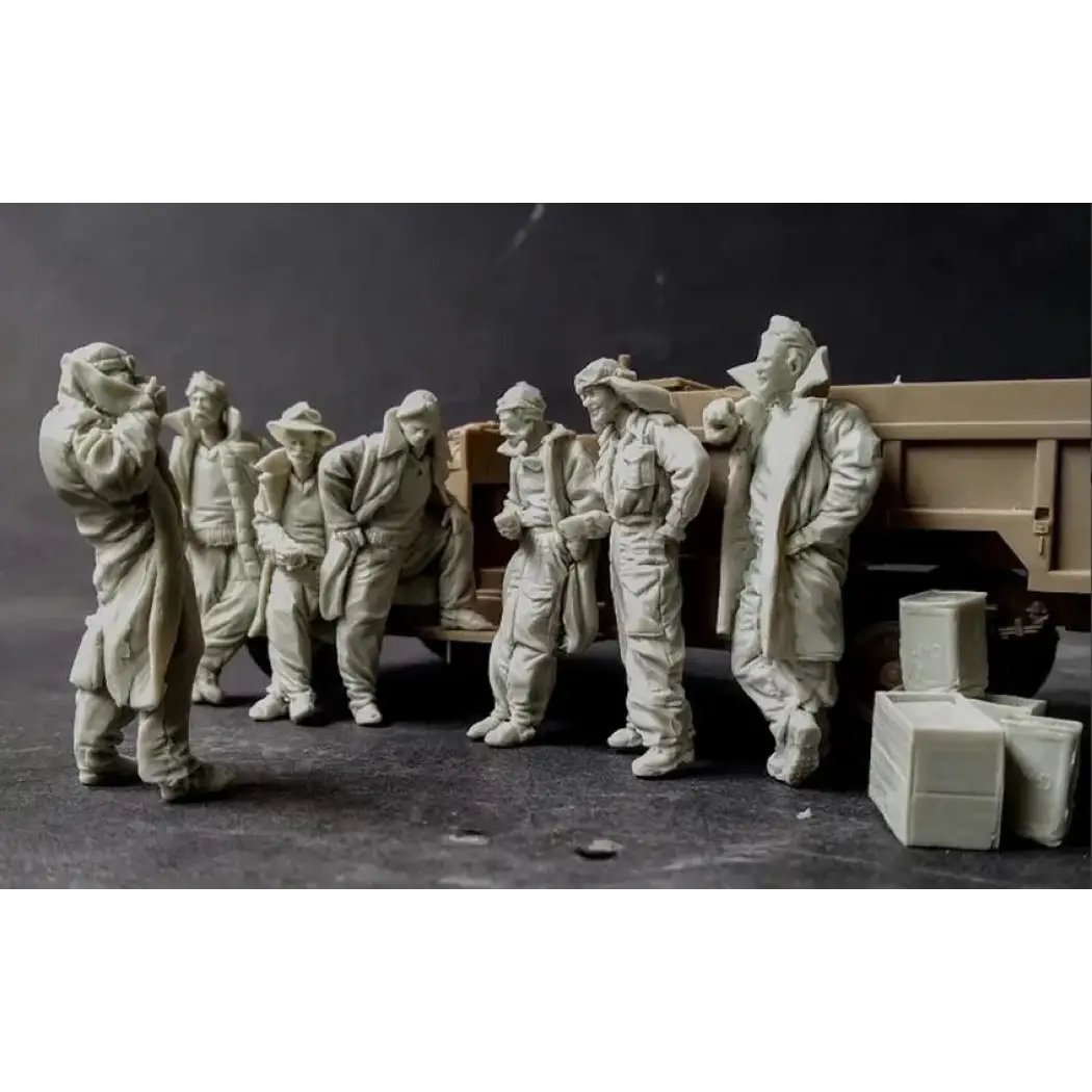 1/35 7pcs Resin Model Kit British Soldiers Land Rover Crew (no car) WW2 Unpainte