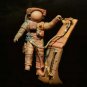 1/24 Resin Figure Model Kit Astronaut Outer Space (with Base) Fantasy Unpainted
