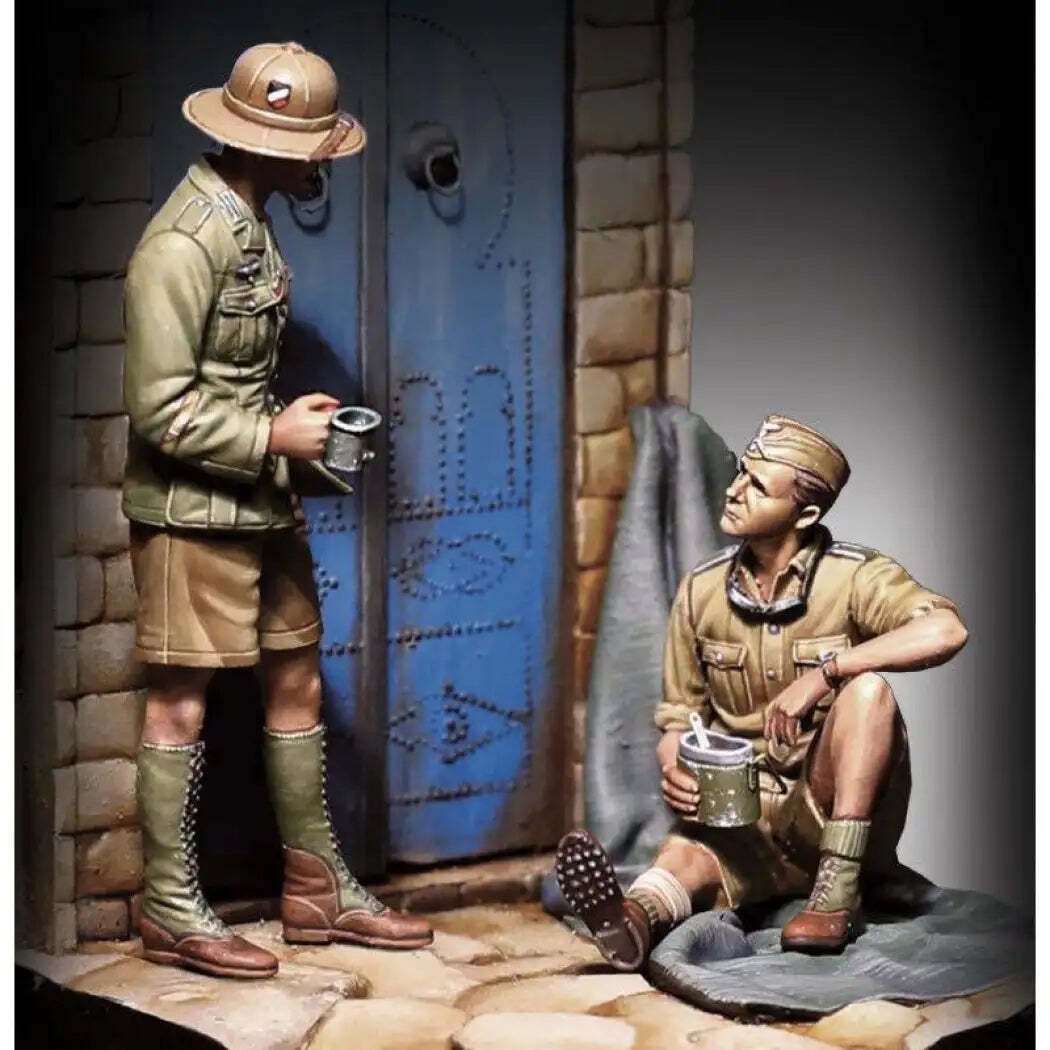 1/35 2pcs Resin Model Kit German Soldiers DAK in Rest WW2 Unpainted