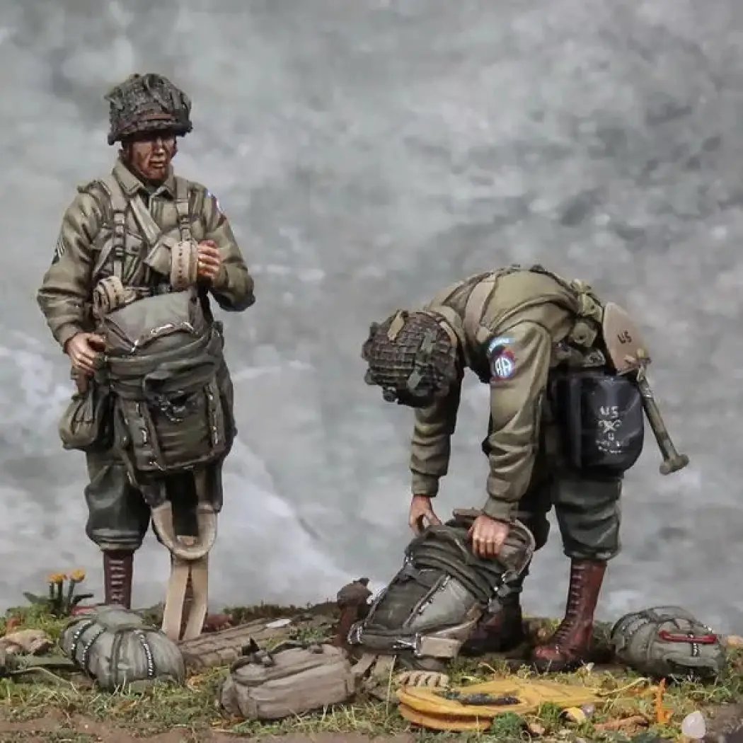 1/35 2pcs Resin Model Kit US Army Airborne Soldier WW2 Unpainted