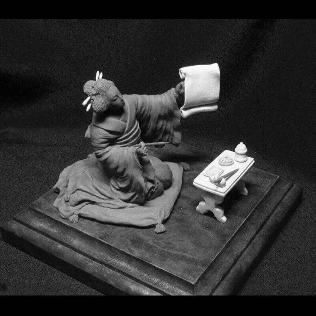 1/24 Resin Model Kit Japanese Girl Geisha Unpainted