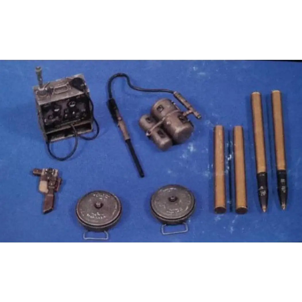1/16 Resin Model Kit Ammunition German Soldier WW2 Unpainted
