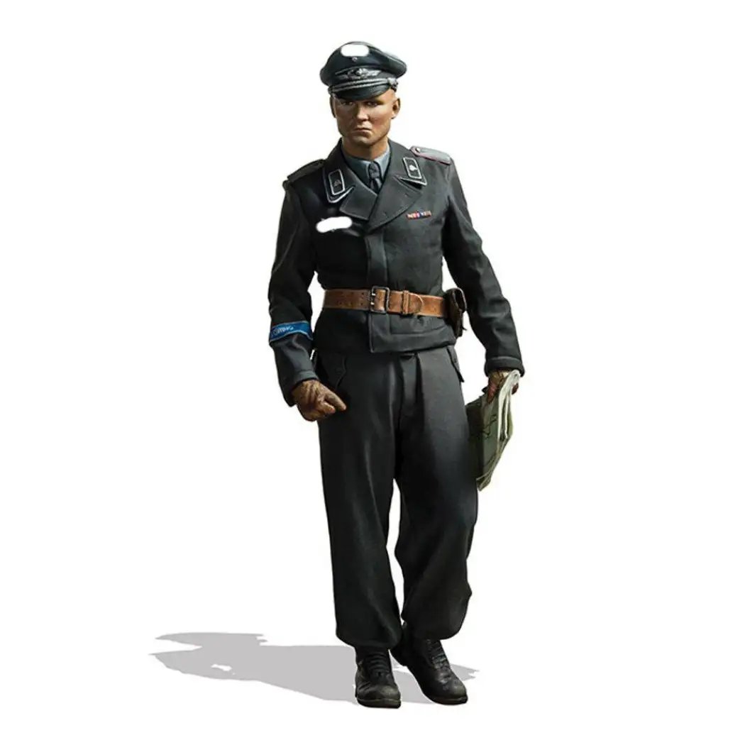 1/16 Resin Model Kit German Officer Tankman WW2 Unpainted
