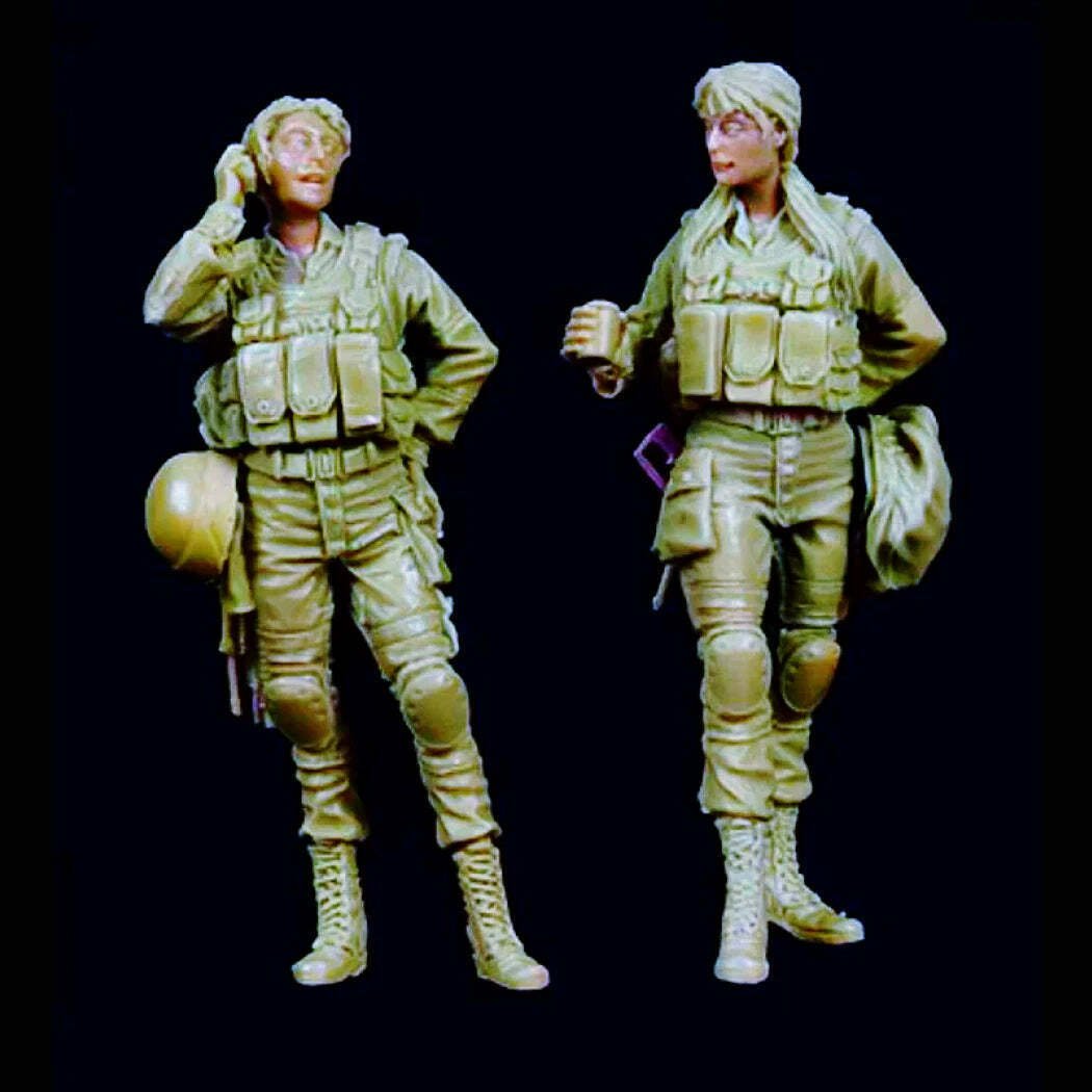 1/35 2pcs Resin Model Kit Girl Modern Israel Soldiers Girls IDF Unpainted
