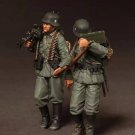 1/35 2pcs Resin Model Kit German Soldiers Infantry Gunners WW2 Unpainted