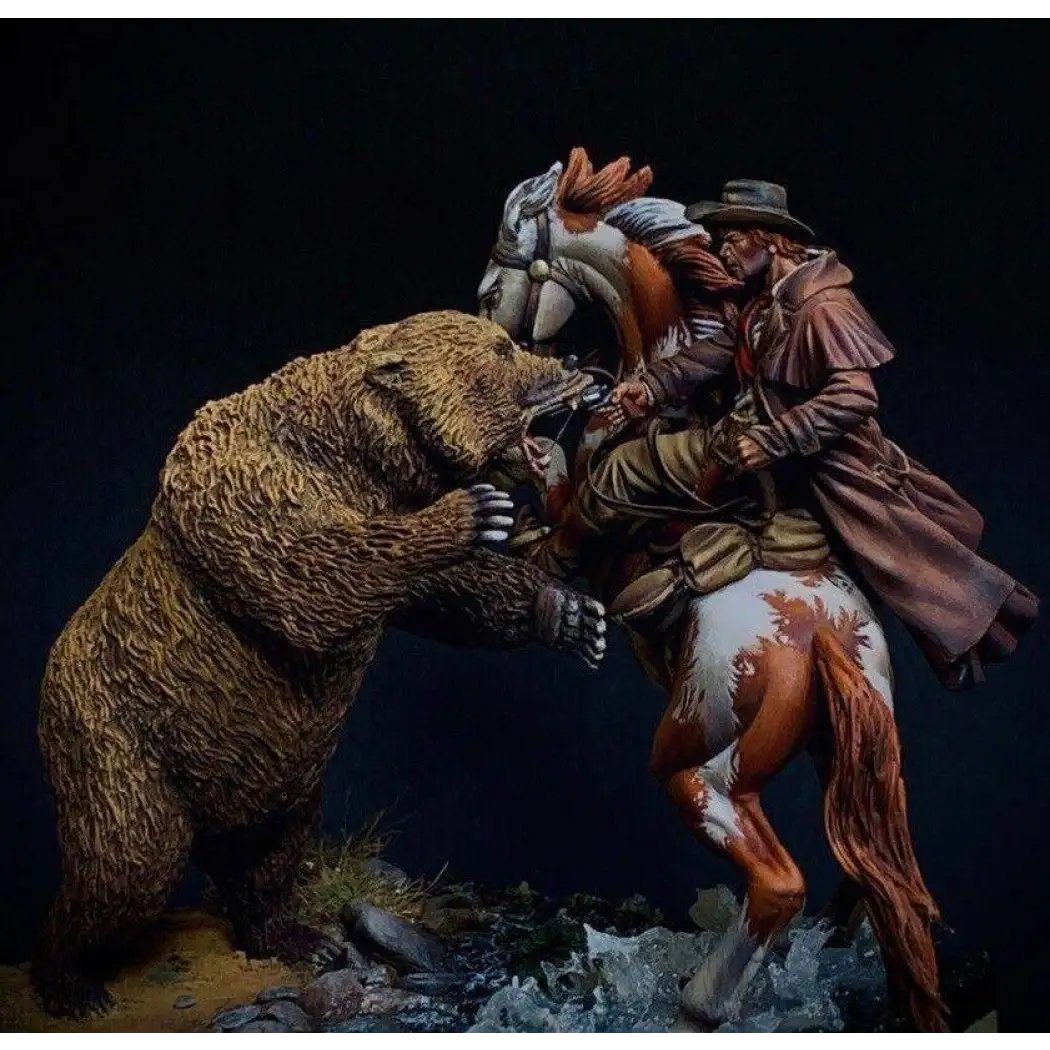 1/32 Resin Model Kit Wild West Horseman Cowboy and Bear Unpainted