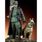 1/20 Resin Model Kit German Officer with Dog WW2 Unpainted