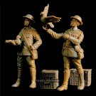 1/35 2pcs Resin Model Kit British Soldiers Pigeon Post WW1 Unpainted