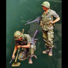 1/35 2pcs Resin Model Kit Vietnam War US Army Soldiers Mine Detectors Unpainted