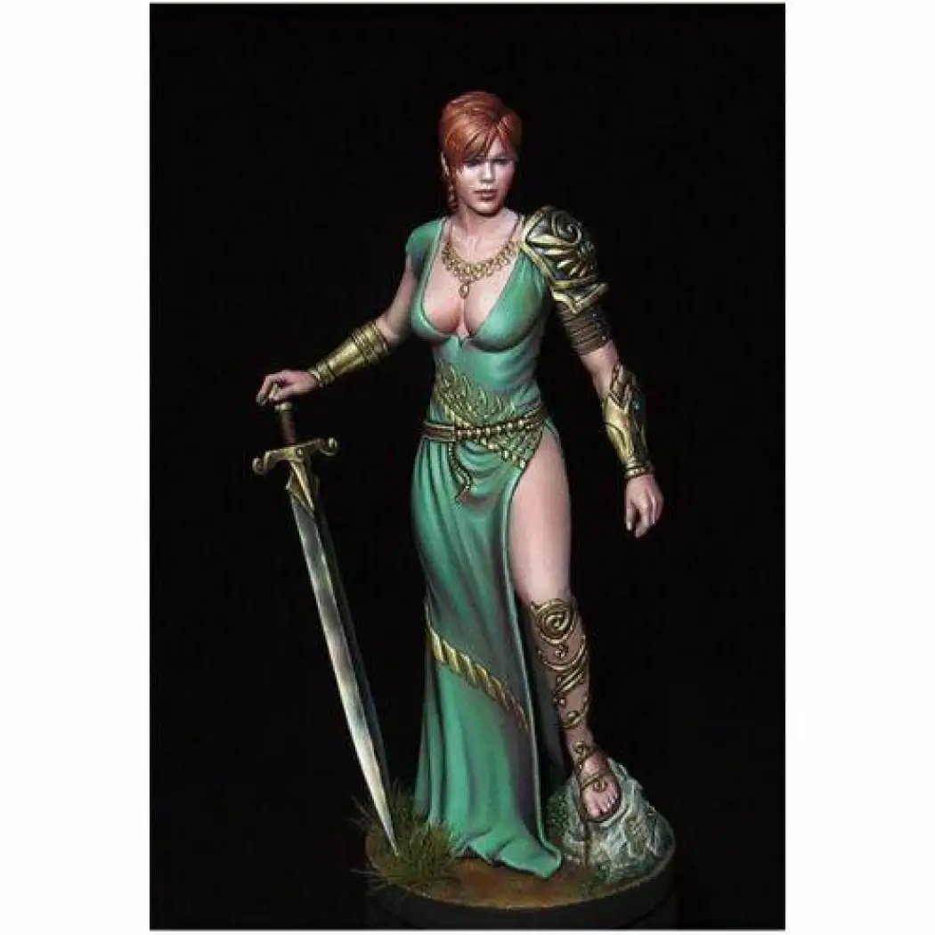 1/24 75mm Resin Model Kit Thyara Warrior Beautiful Girl Unpainted