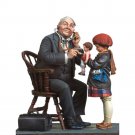 1/32 Resin Model Kit Grandfather & Granddaughter Doctor & Child Unpainted