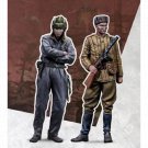1/35 2pcs Resin Model Kit Soviet Soldiers Tankman & Scout WW2 Unpainted