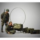 1/35 2pcs Resin Model Kit Italian Soldiers with Radio WW2 Unpainted