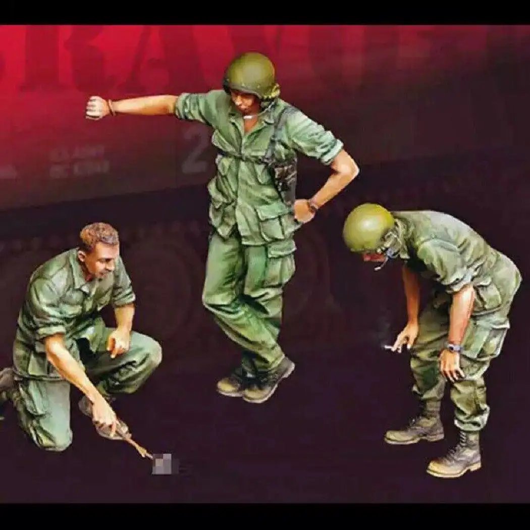 1/35 3pcs Resin Model Kit Vietnam War US Army Soldiers Plan of Attack Unpainted