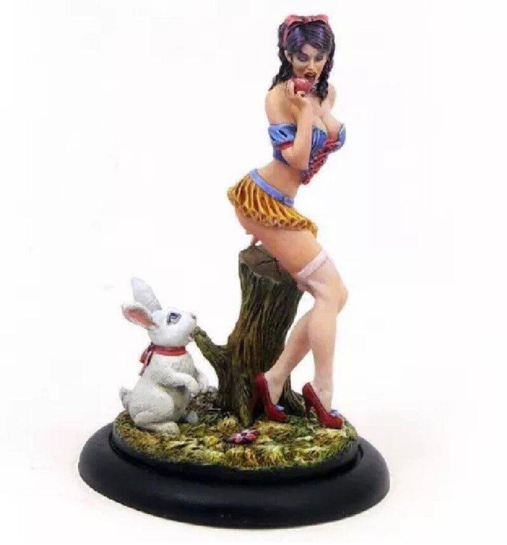 1/32 54mm Resin Model Kit Beautiful Girl & Rabbit Pin Up Unpainted