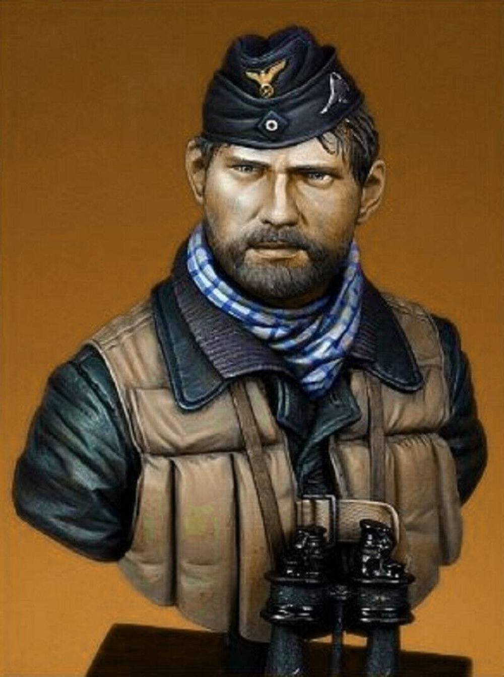 1/10 BUST Resin Model Kit German Soldier Sailor Submariner Captain WW2 Unpainted
