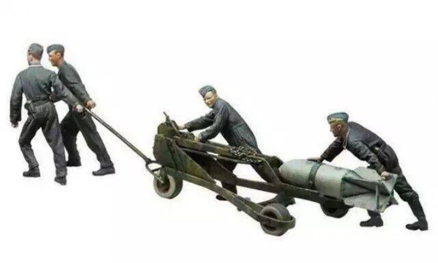 1/32 4pcs Resin Model Kit German Soldiers Air Force (with trailer) WW2 Unpainted