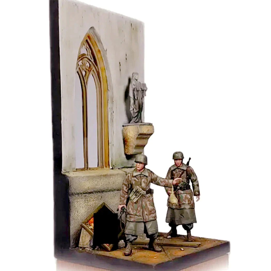 1/35 2pcs Resin Model Kit German Soldiers Sortie (including base) WW2 Unpainted