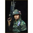 1/10 BUST Resin Model Kit Vietnam War US Army Soldier with M-16 Unpainted