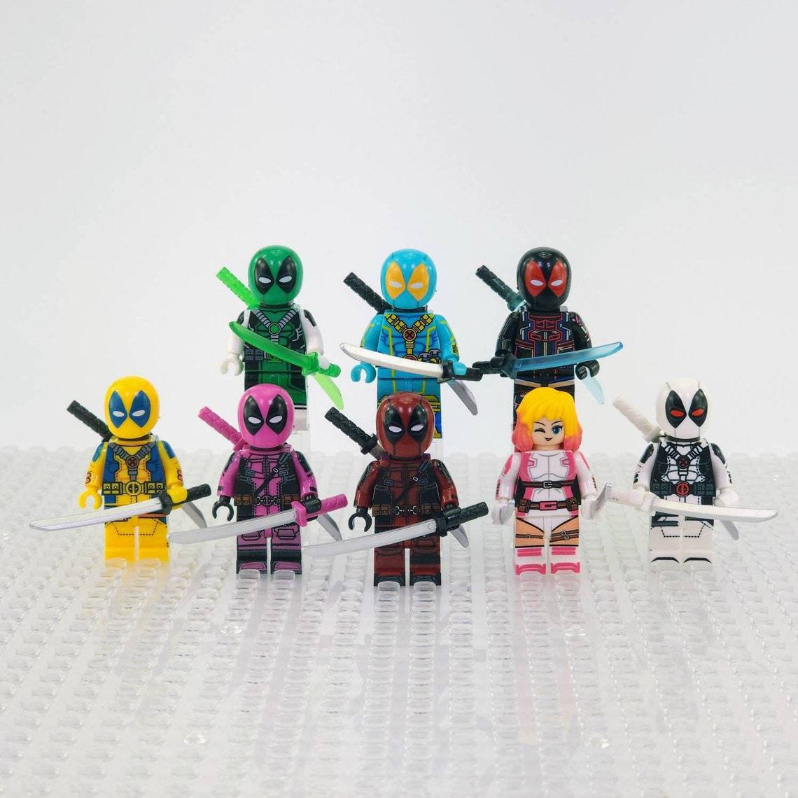 8pcs Various Deadpool Rosa Green Gwenpool X-Men X-Force Minifigures Toys