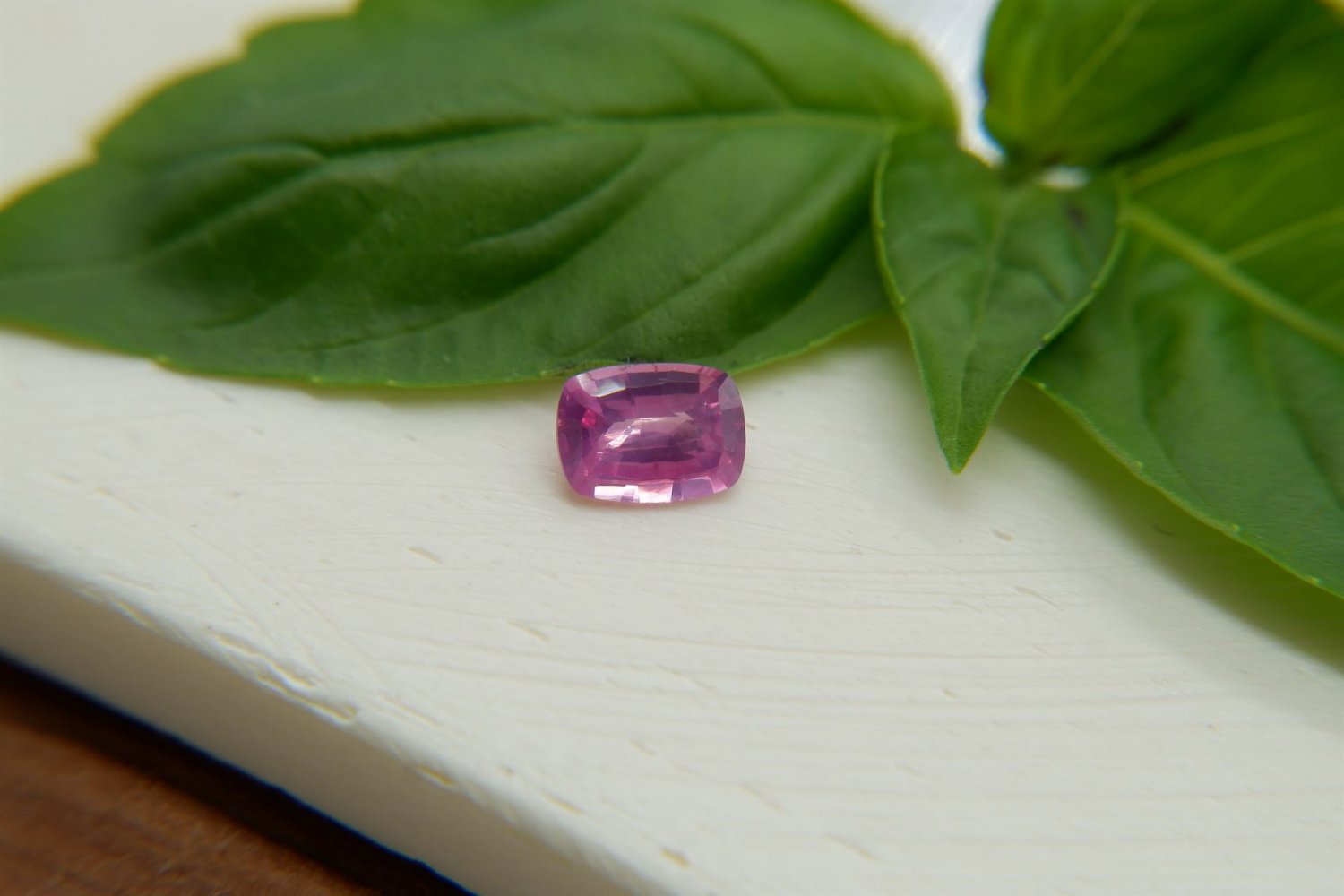 1 ct  purplish-Pink Sapphire, padparadscha-like premium handcrafted rectangular checkerboard Sri Lan