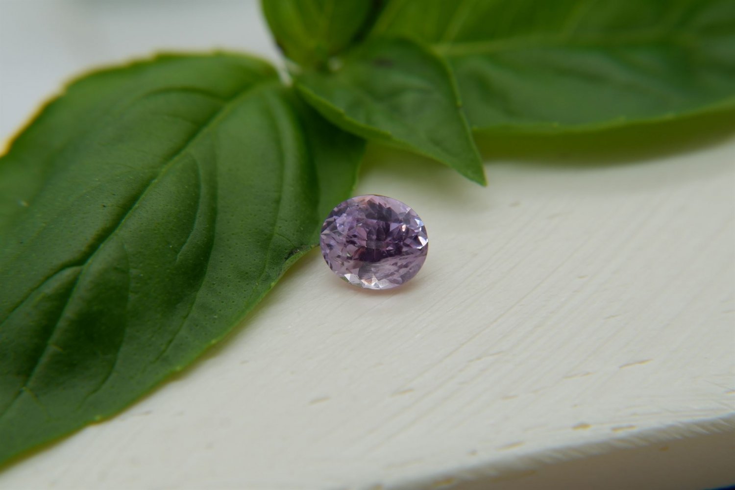 1.25 ct  Pastel Violet Sapphire, handcrafted cut premium handcrafted oval with lustrous finish Madag