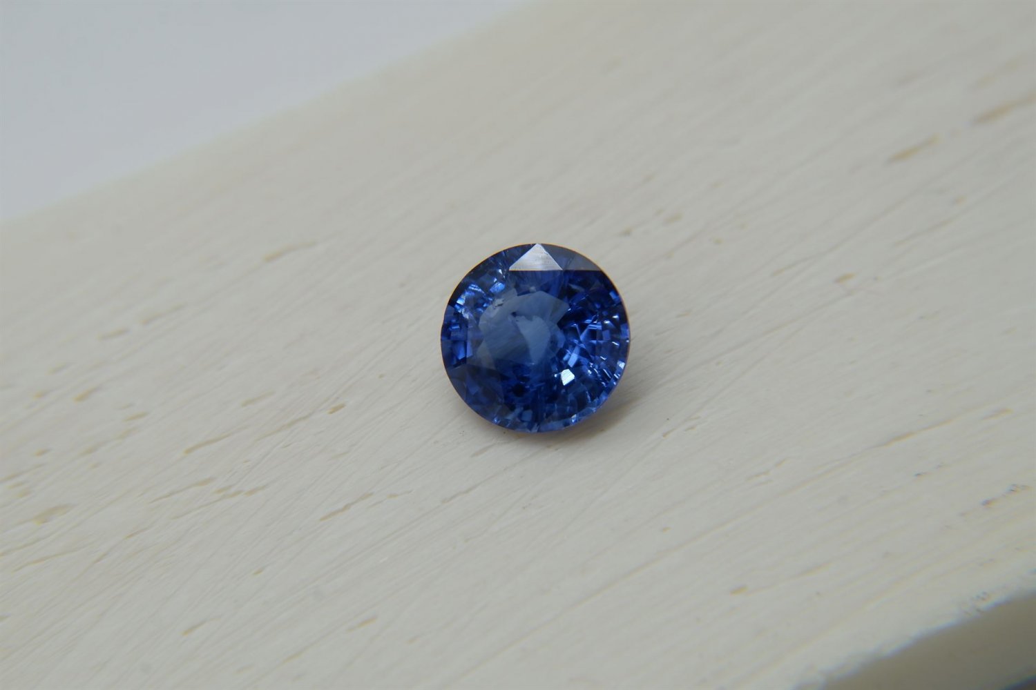 1.60 ct AGL APPRAISED PREMIUM: Vivid Cornflower Blue Sapphire premium handcrafted designer cut, bril