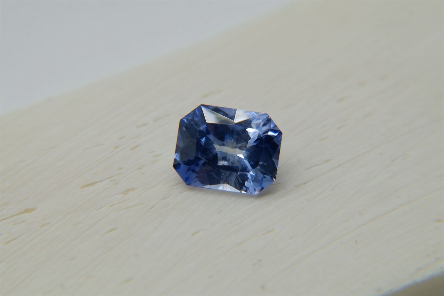 2.25 ct IGL APPRAISED PREMIUM: Pastel Blue Sapphire premium handcrafted designer cut, brilliance oct