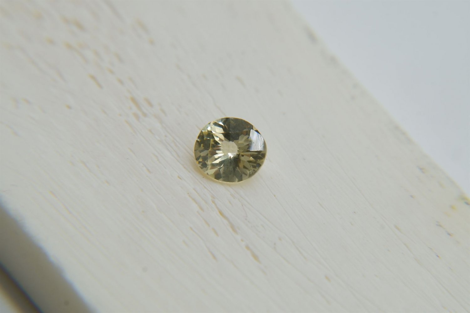 0.80 ct  PREMIUM: Vivid Pastel Yellow Sapphire premium handcrafted designer cut, brilliance oval cut