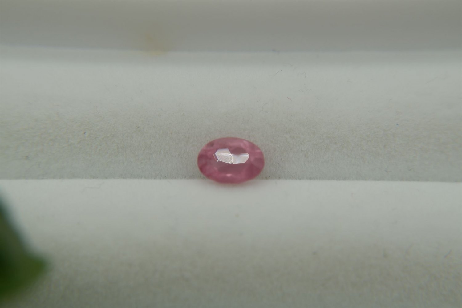 0.90 ct  RARE: Neon Pink Mahenge Spinel, designer cut premium handcrafted oval cut with lustrous fin