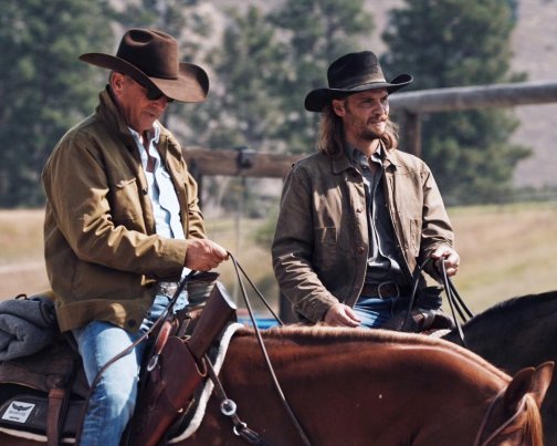 Luke Grimes Kevin Costner 8X10 Photo Zrq 02