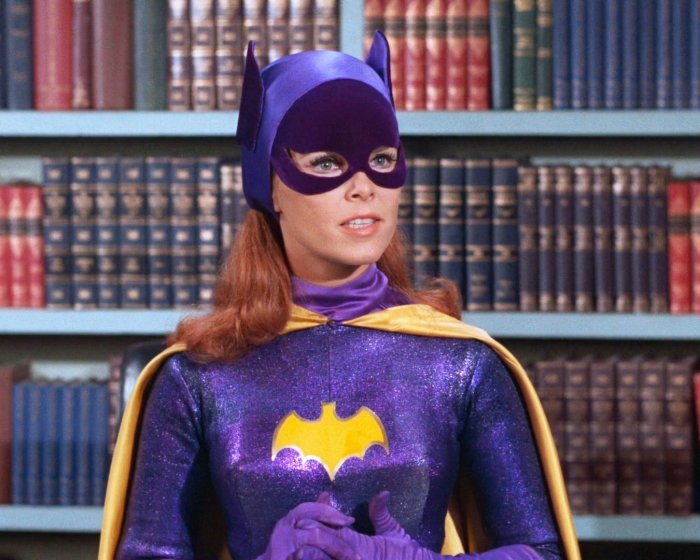 Yvonne Craig Batman 8X10 Photo Zgm 30