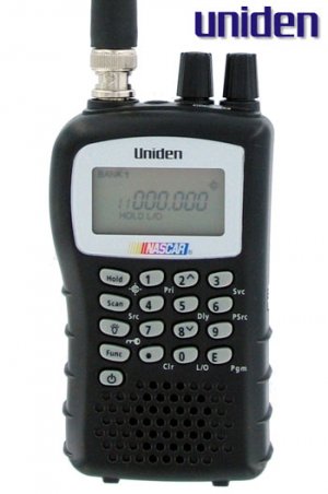 UNIDEN 200 CHANNEL SCANNER